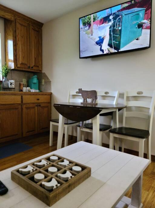 Milk Hand House.. Peaceful 1 Bedroom Cabin Hammond Εξωτερικό φωτογραφία