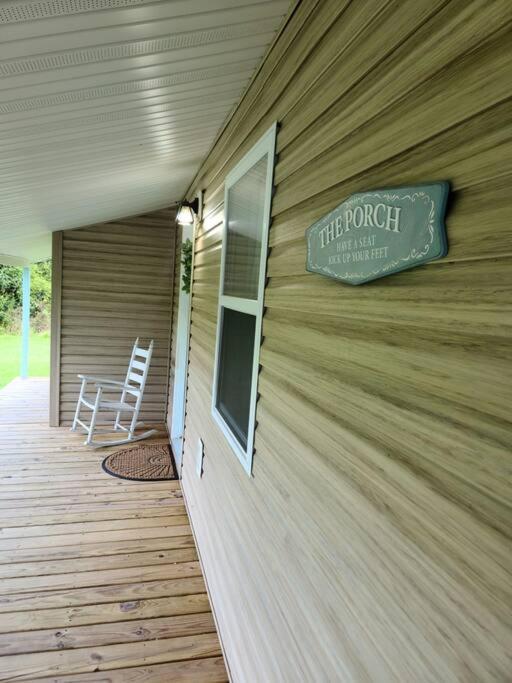 Milk Hand House.. Peaceful 1 Bedroom Cabin Hammond Εξωτερικό φωτογραφία